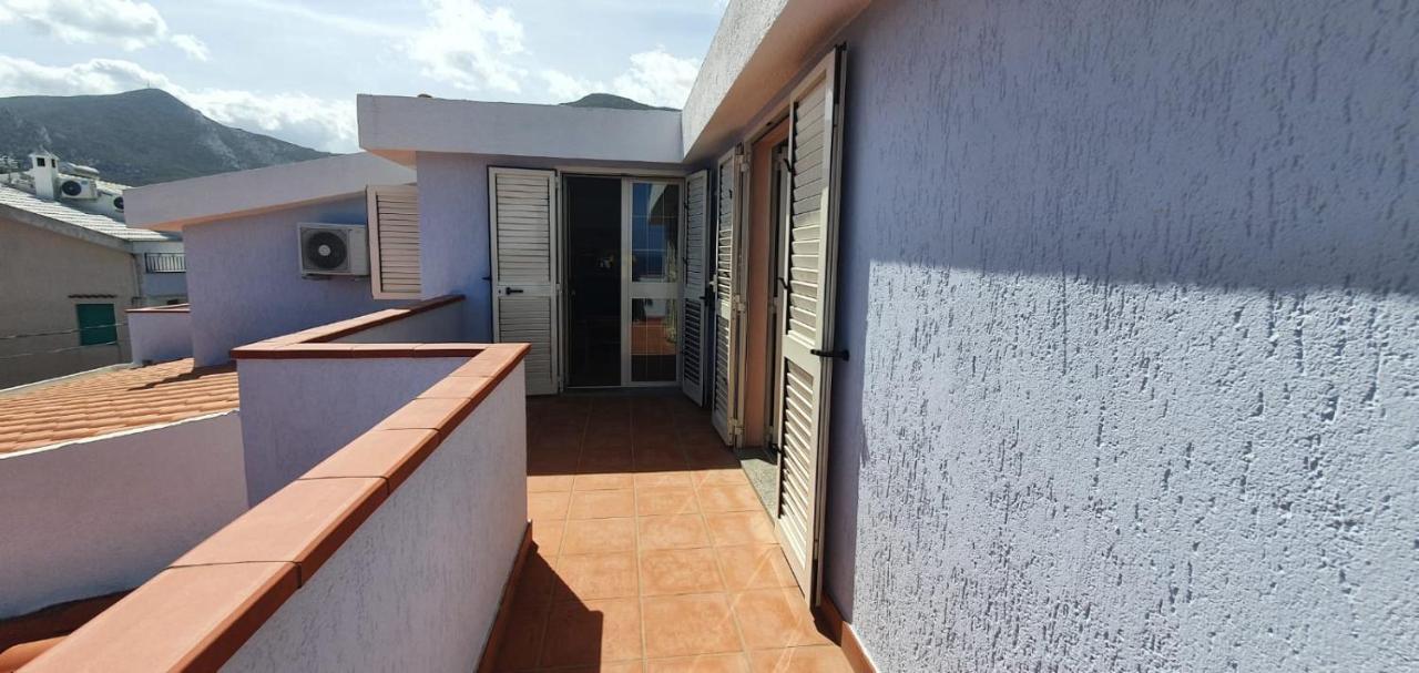 Appartamento Terrazza Vista Mare Cala Gonone Εξωτερικό φωτογραφία