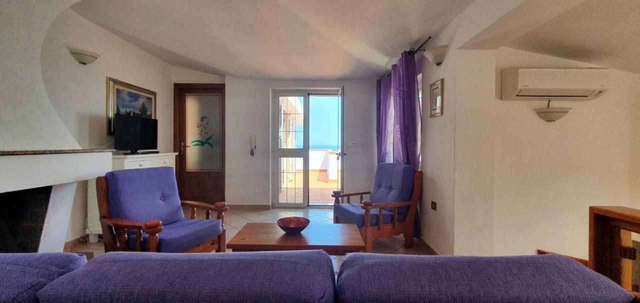 Appartamento Terrazza Vista Mare Cala Gonone Εξωτερικό φωτογραφία